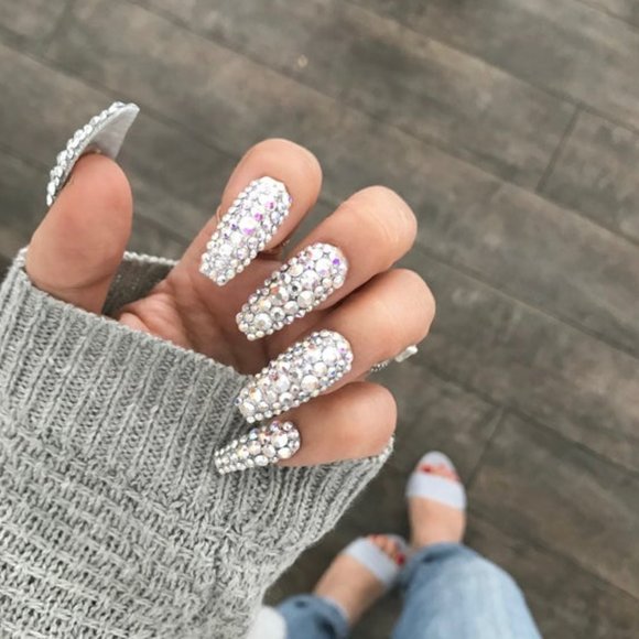 Diamond Crystal Nail Art Glitter Flakes - Picture 3 of 4